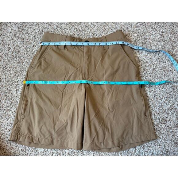 ORVIS Men's shorts size 30, Lightweight; Performance material. Quick Dry - Picture 5 of 9